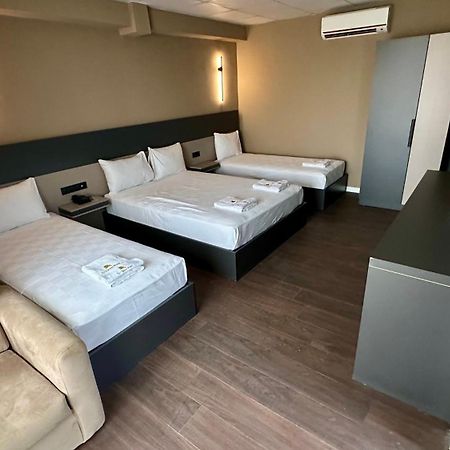 Esse Joven Hotel Antalia Esterno foto