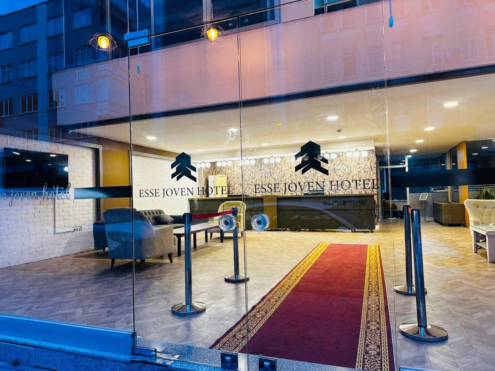Esse Joven Hotel Antalia Esterno foto